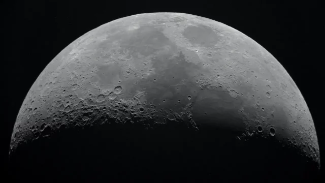 Odiseo-superficie-lunar