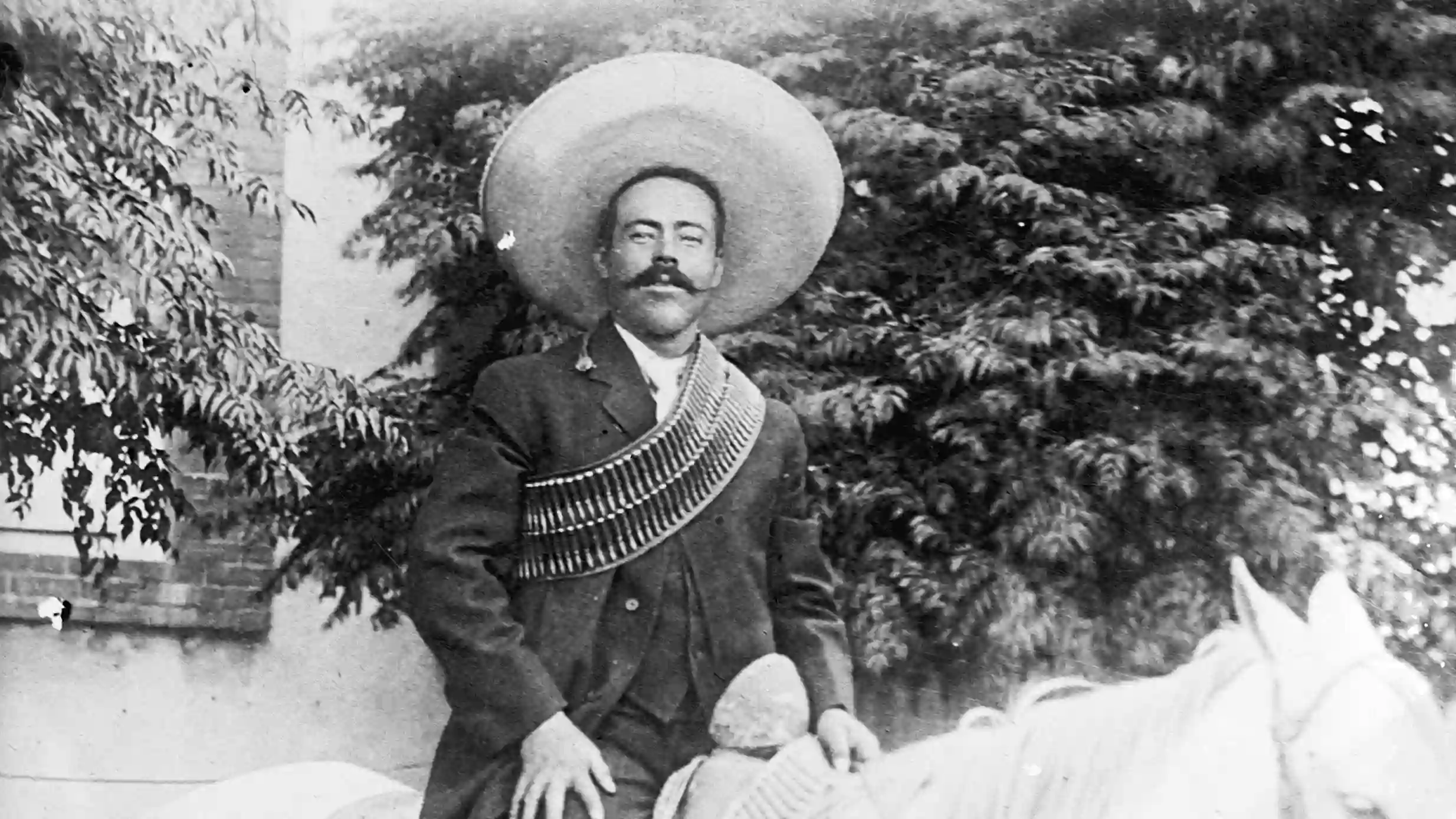 ‘Soldados’ de Guardia Nacional de México son como Pancho Villa, dice Trump