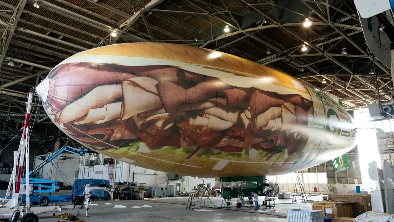 Sándwiches de altura: esta cadena crea un minirestaurante que volará por EU