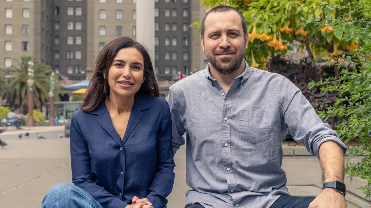 Writer, la startup de IA generativa recauda 100 mdd para competir con ChatGPT Enterprise