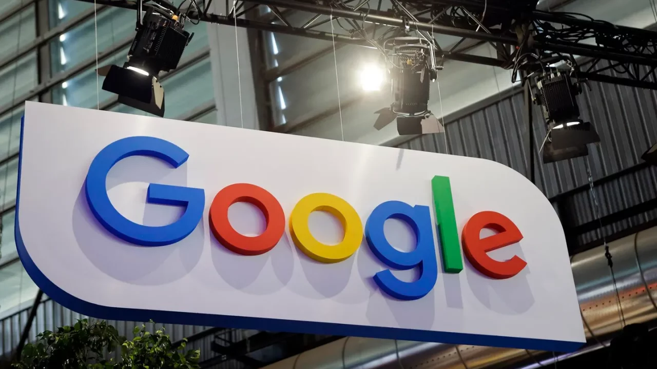 Google ha mantenido un monopolio ilegal durante más de una década, afirma el Departamento de Justicia