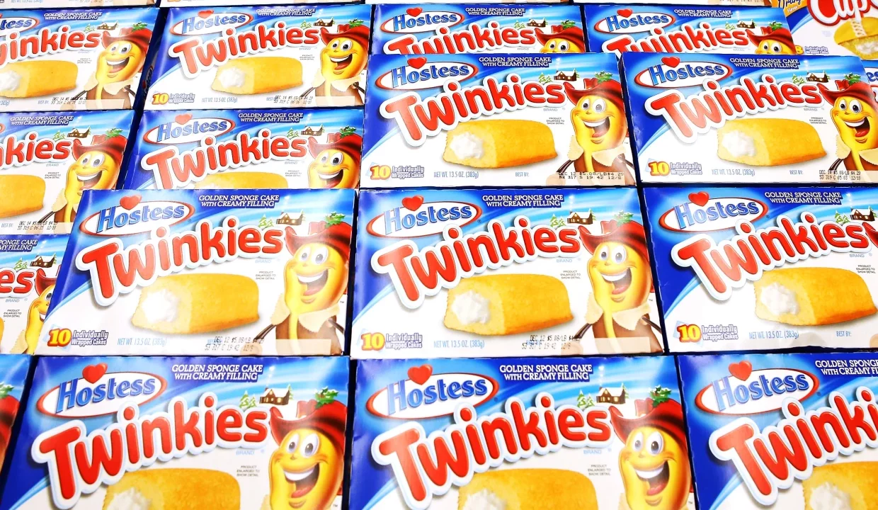 J.M. Smucker anuncia compra de Hostess Brands, propietaria de Twinkies, por 5,600 mdd