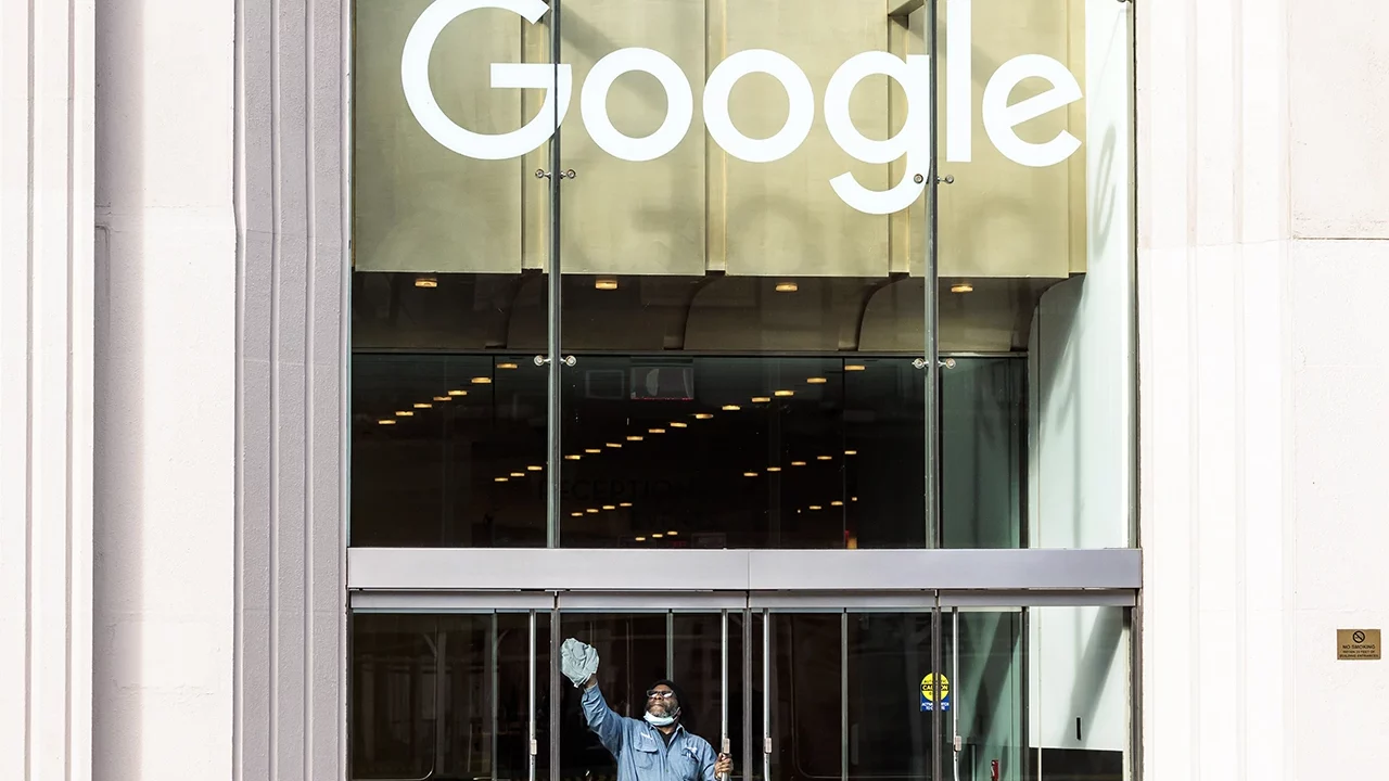 Google recortará medio centenar de puestos de trabajo en su centro de desarrollo en Zúrich