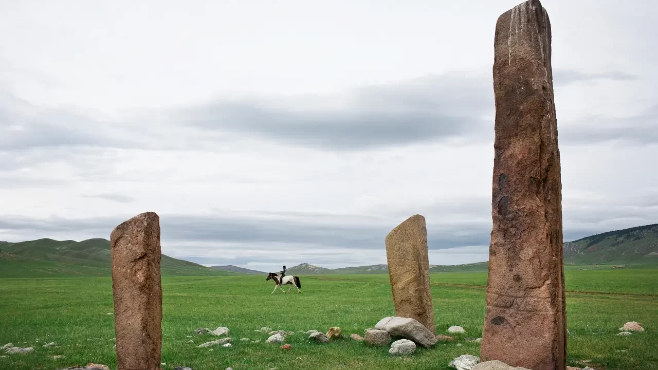 Tres grupos de piedras de ciervo de Mongolia ya son Patrimonio de la Humanidad