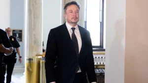 Consejo-Tesla amenaza-accionistas-paguen-billón de dólares-Musk-perderlo-Tesla