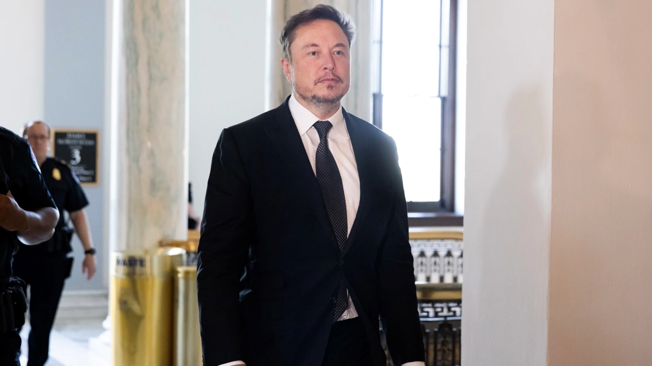 EU crece investigación sobre beneficios personales de Elon Musk vía Tesla