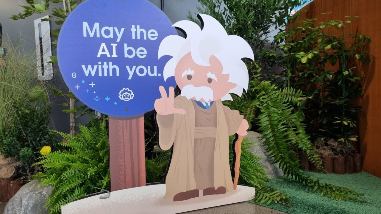 ¿Si Einstein viviera en la inteligencia artificial anduviera? Así encaja el premio Nobel con la IA