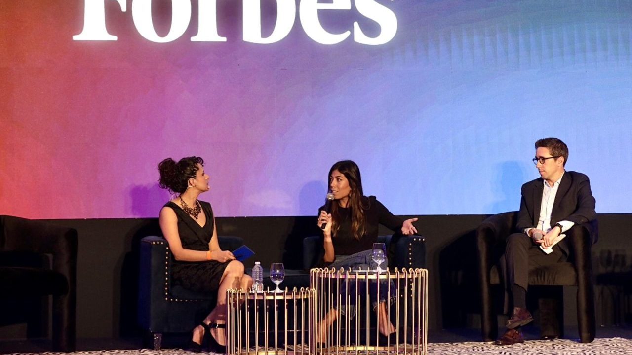Foro Forbes Negocios: Innovar es un ‘debe’ para las empresas, consideran WeWork e Interprotección