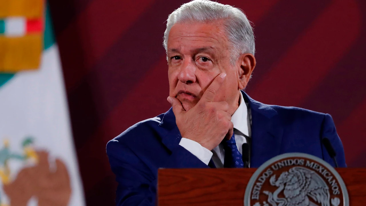 AMLO propone que 15,000 mdp de fideicomisos del PJF sean para damnificados en Guerrero