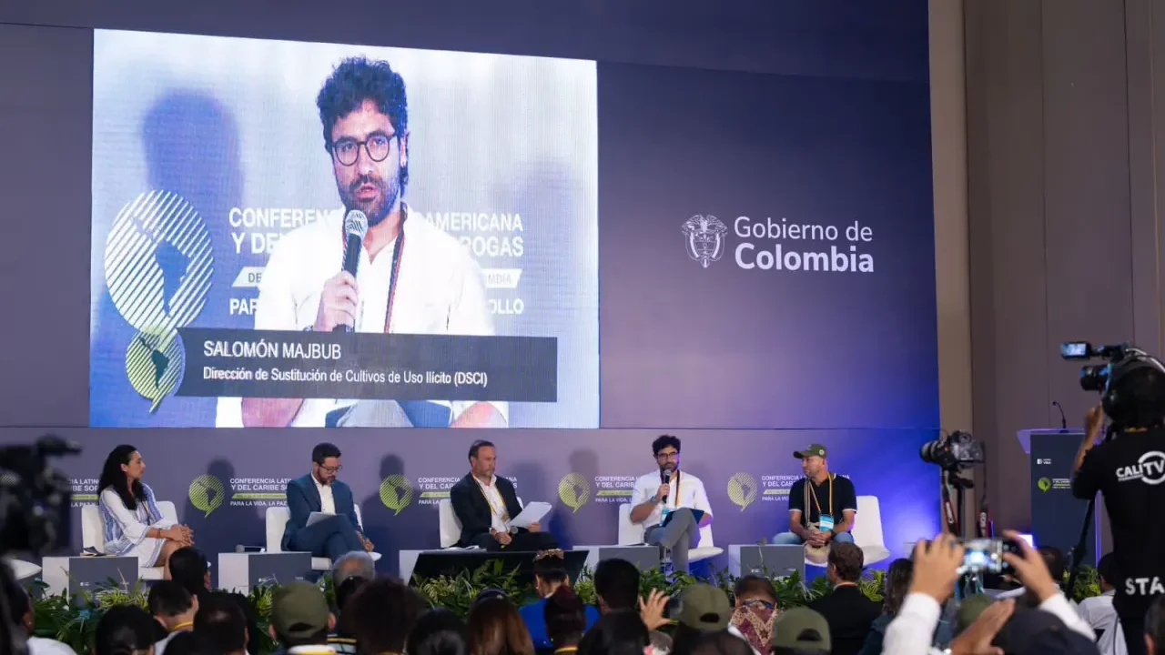 Colombia quiere dejar atrás persecución al cultivo de hoja de coca