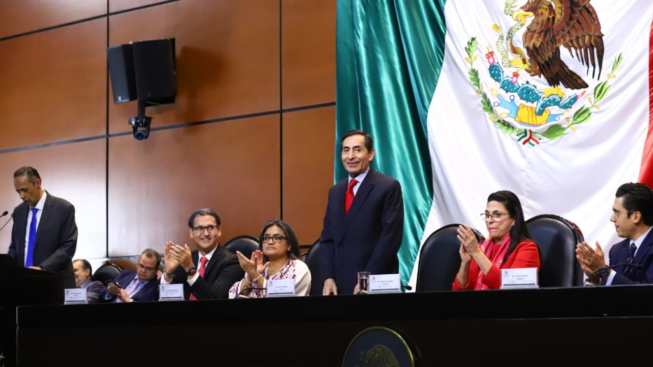 Hacienda estima que economía mexicana crezca entre 2.5 y 3.5% en 2024