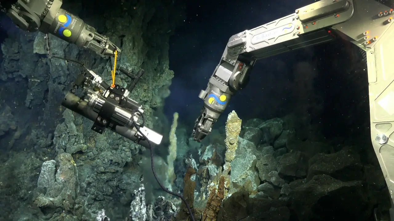 Descubren nueva fuente hidrotermal en fondo marino de las Islas Galápagos