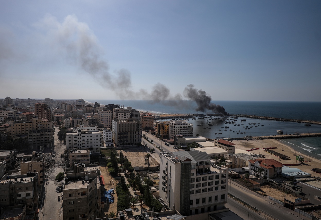 Habitantes de Gaza dicen a Trump que reconstruirán sus restaurantes y hoteles sin presencia de EU