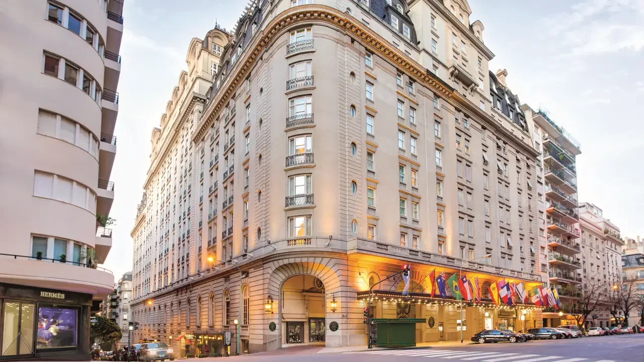 Alvear Hotels & Residences, a la luz de Buenos Aires