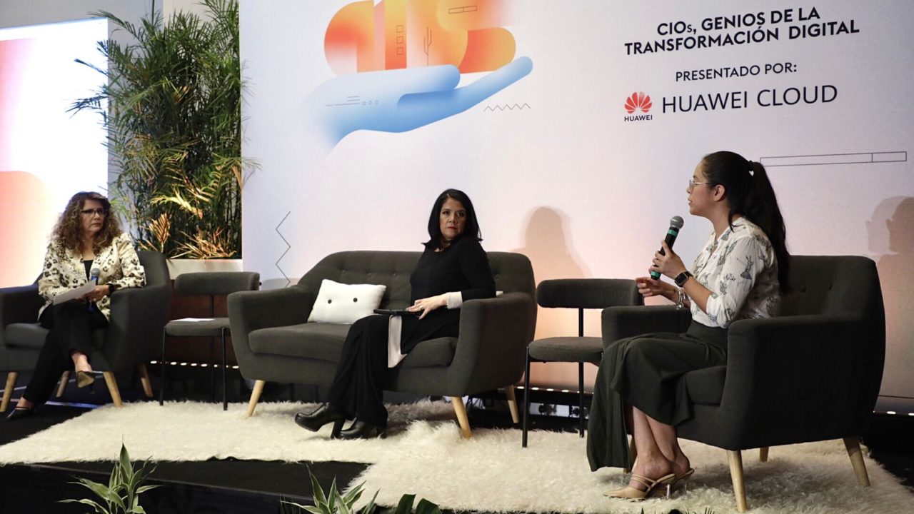 Foro Forbes: Legislación en México todavía queda a deber en ciberseguridad e IA
