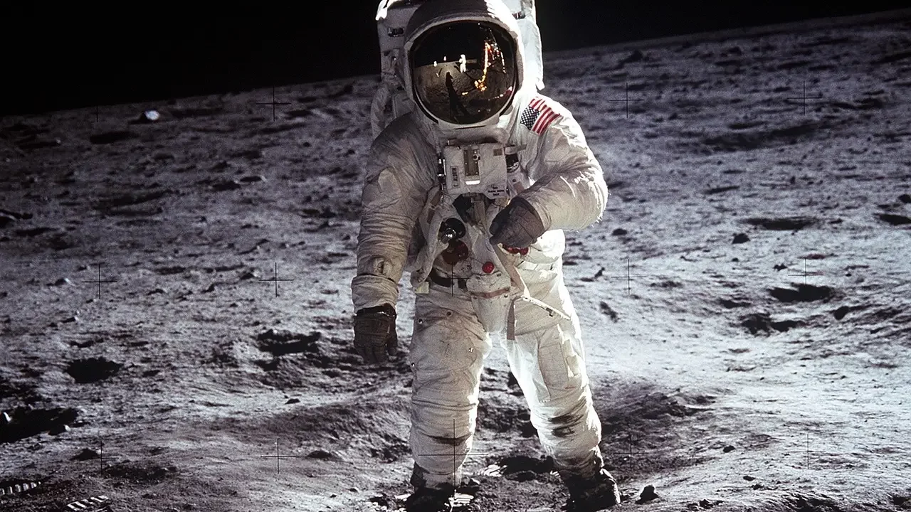 Astronautas chinos realizarán experimentos en el espacio, incluidos ladrillos lunares