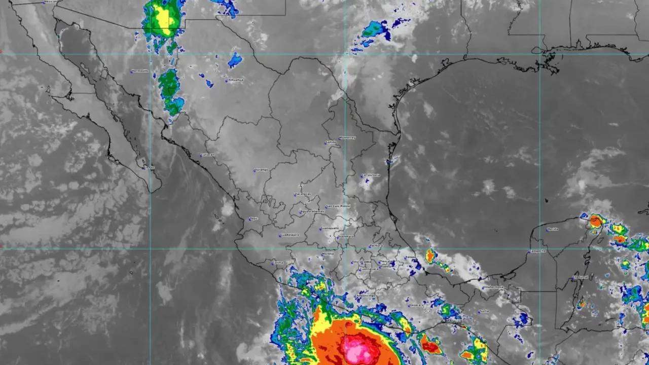 Autoridades prevén la primera tormenta tropical en 48 horas en costas de Campeche