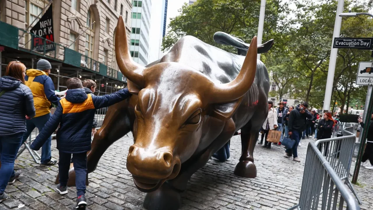 Conoce los 7 números que definen la mejor semana de las acciones en un año