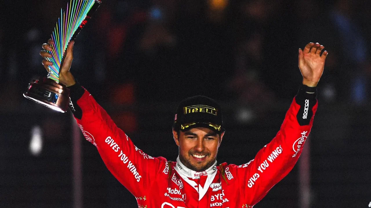 Checo Pérez, subcampeón del mundo: “Ha sido un año muy duro”