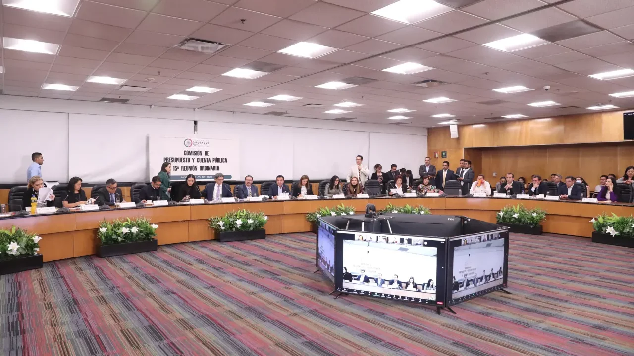 Presupuesto de Egresos: avanza ‘tijeretazo’ a los autónomos y estados