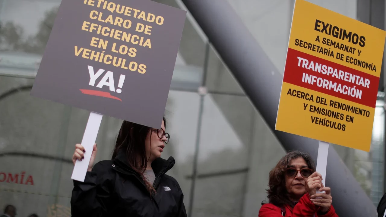 ONGs exigen un etiquetado de contaminantes en vehículos nuevos