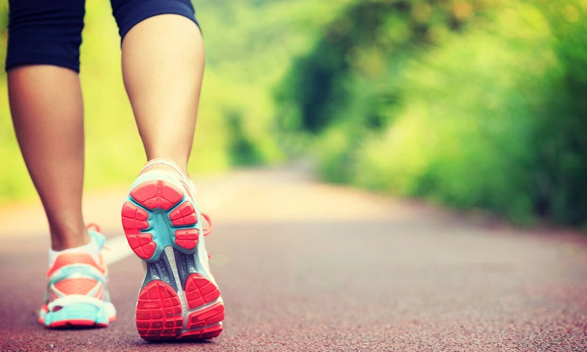 Caminar a paso rápido reduce el riesgo de diabetes tipo 2: estudio