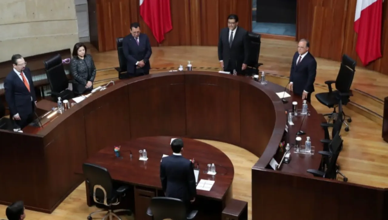 Tribunal avala acuerdo del INE: partidos deben postular a 5 mujeres para gubernaturas