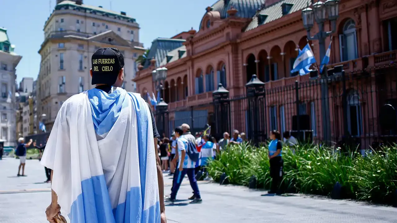 Plan económico argentino se mantiene firme pese a la respuesta adversa de los mercados