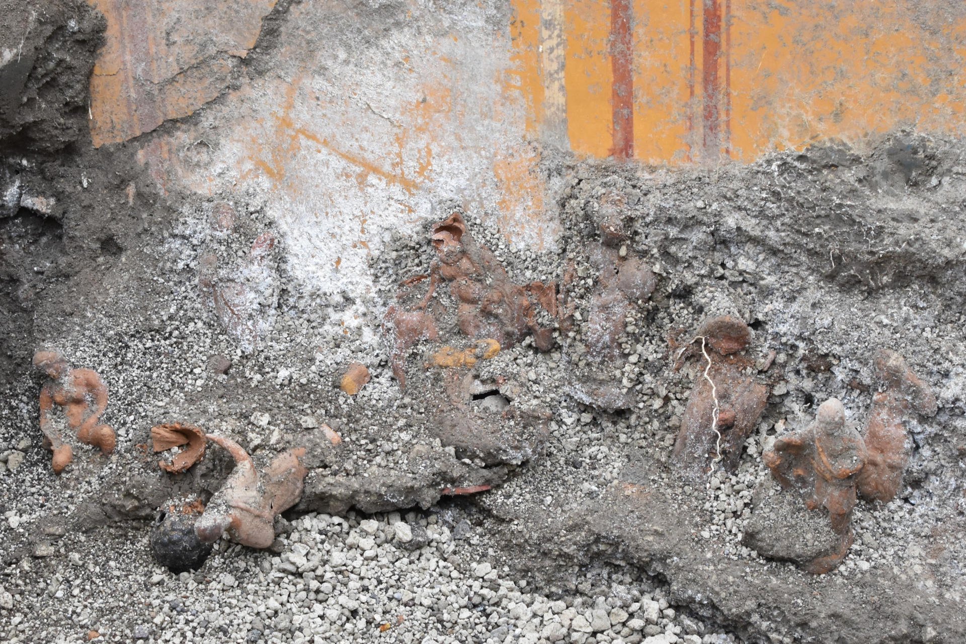 Pompeya descubre ‘el Belén’ de la Antigüedad: hallan trece estatuillas rituales de terracota
