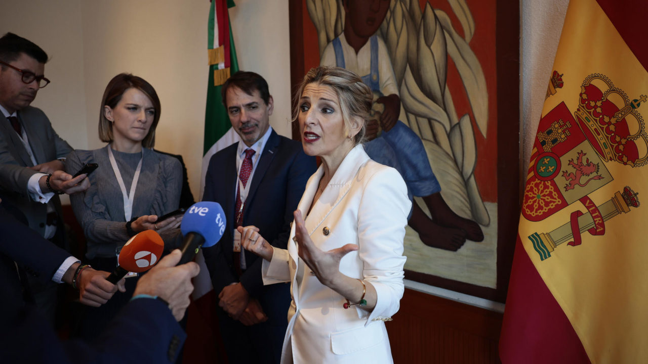 Vicepresidenta española Yolanda Díaz promete ‘ensanchar’ las relaciones con México
