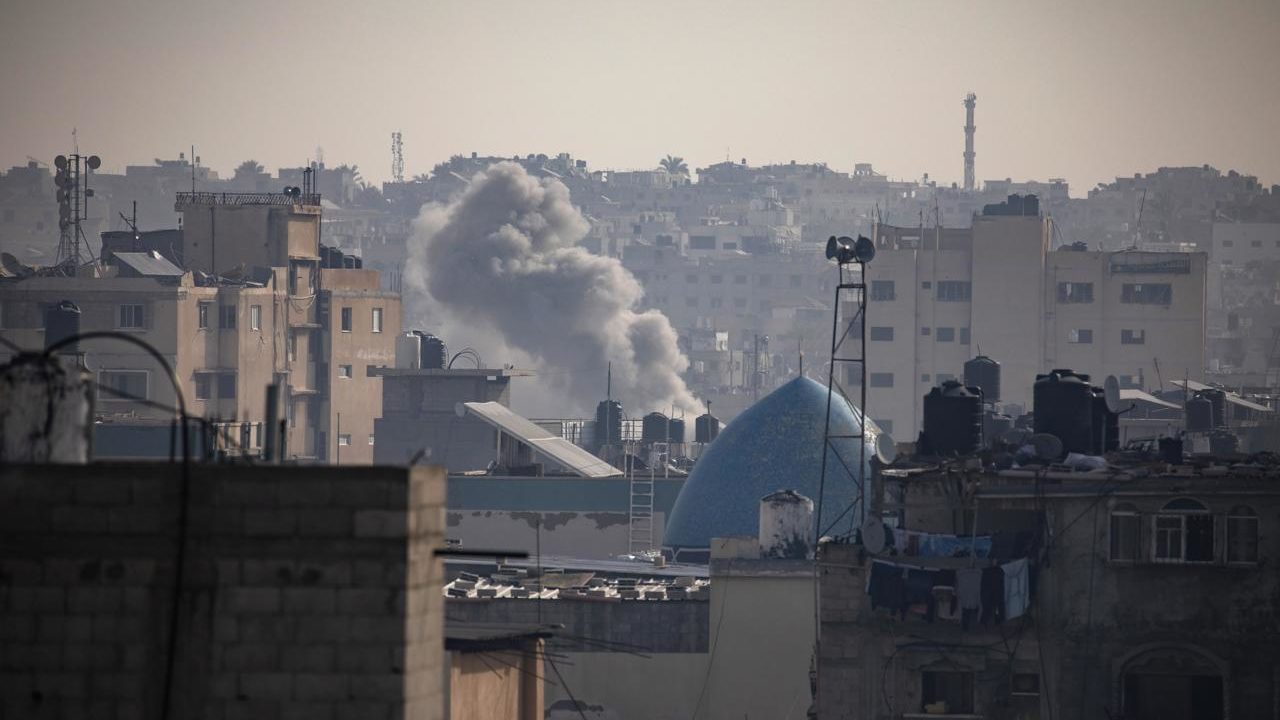 Israel destruye un almacén de armas en Jan Yunis donde había una tonelada de explosivos