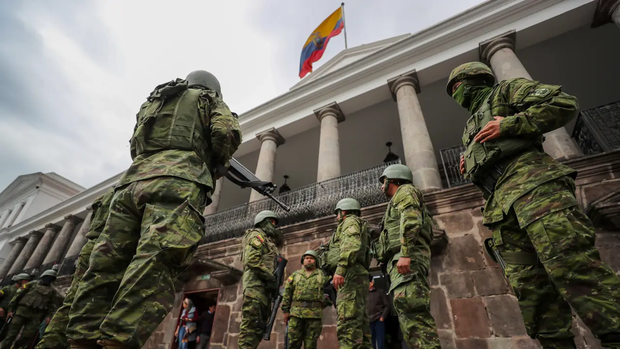 Ataques en Ecuador: embajada de México ofrece apoyo a connacionales