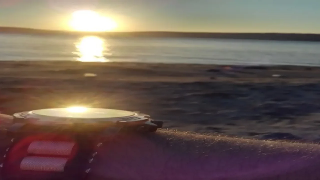 Hombre usa el reflejo de su reloj para ser rescatado tras 23 horas en el mar en Nueva Zelanda