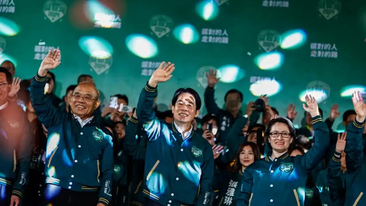 Taiwaneses rechazan a China y dan al partido gobernante un tercer mandato presidencial