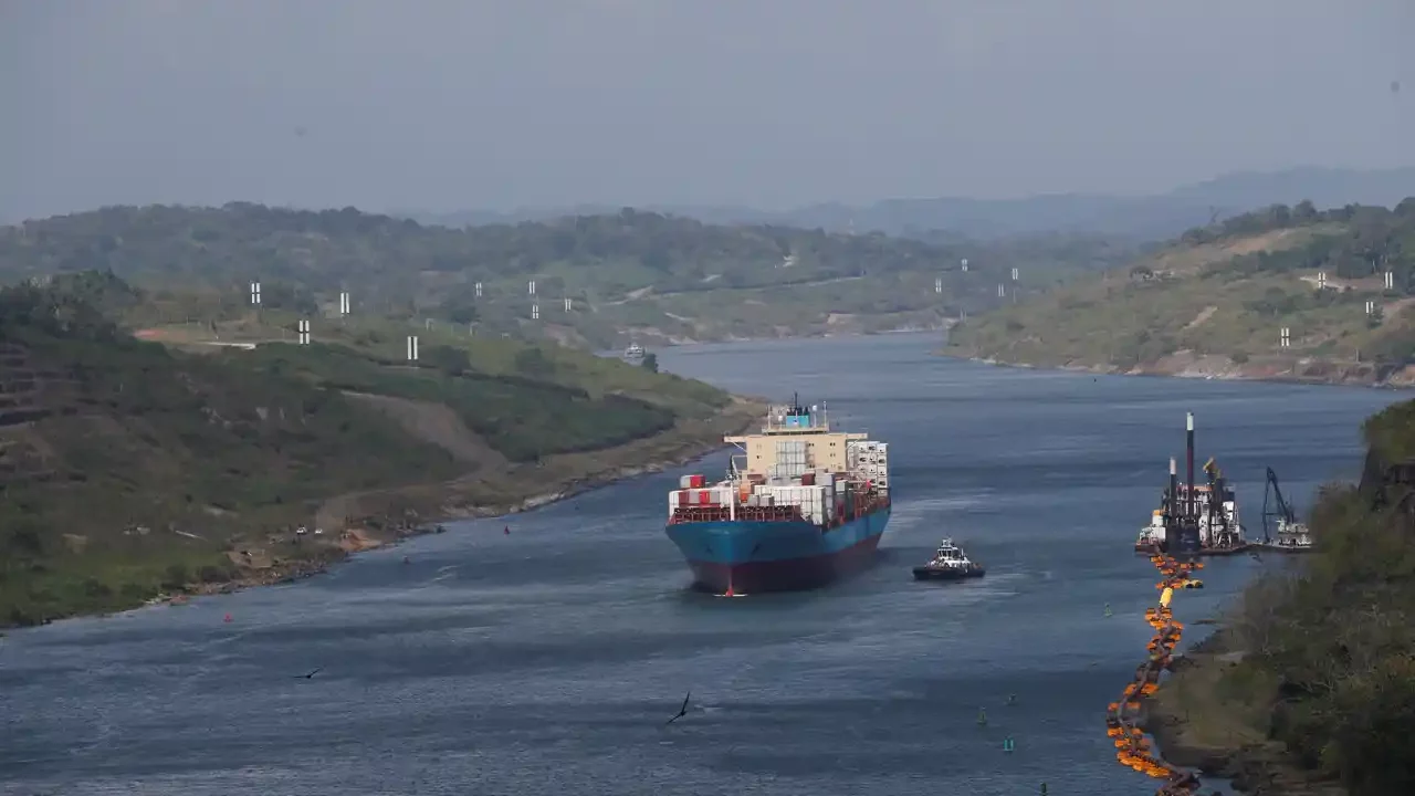 Sostenibilidad del canal de Panamá, reto de la nueva generación de panameños