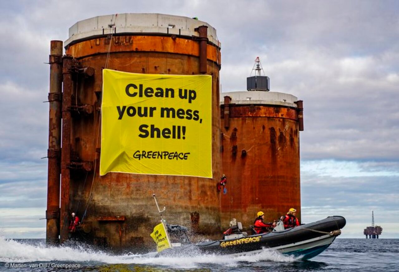 Creador de ‘Succession’ financia lucha de Greenpeace contra demanda de Shell