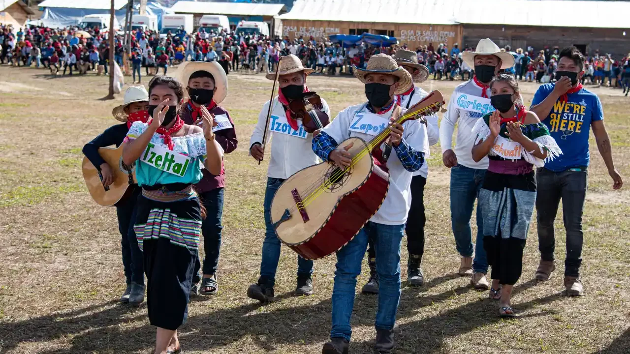 EZLN celebra 30 años de su levantamiento entre crisis de violencia