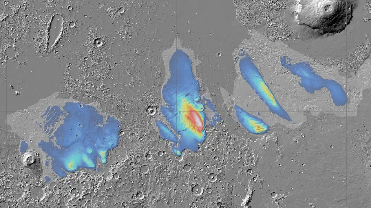 Mars Express proporciona datos sobre capas de hielo bajo el ecuador de Marte