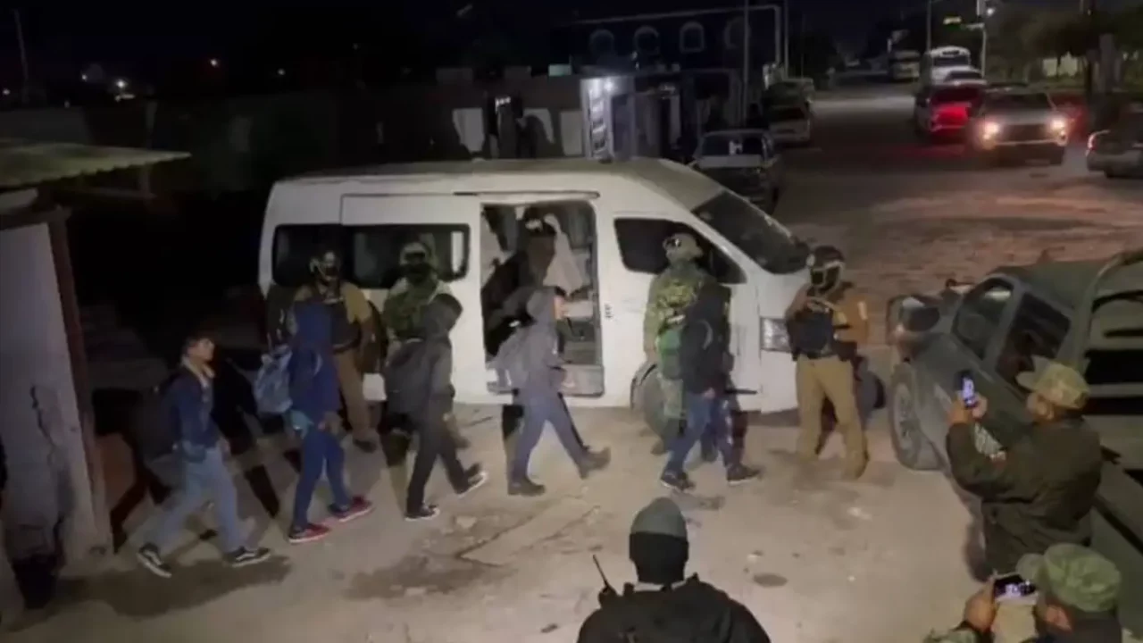 Declaran culpables a 2 hombres por incidente de tráfico de migrantes que dejó 53 muertos