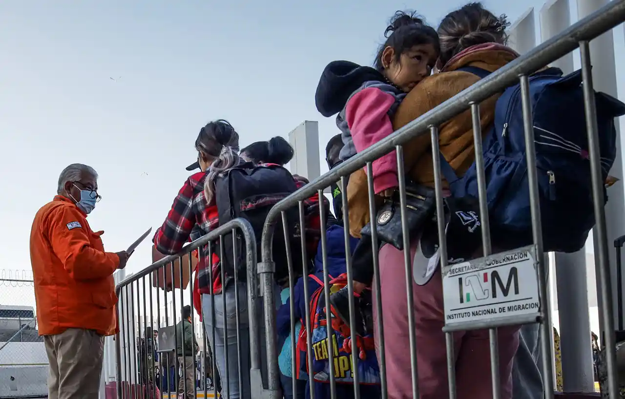 Autoridades advierten un alza de migrantes chinos en la frontera con California