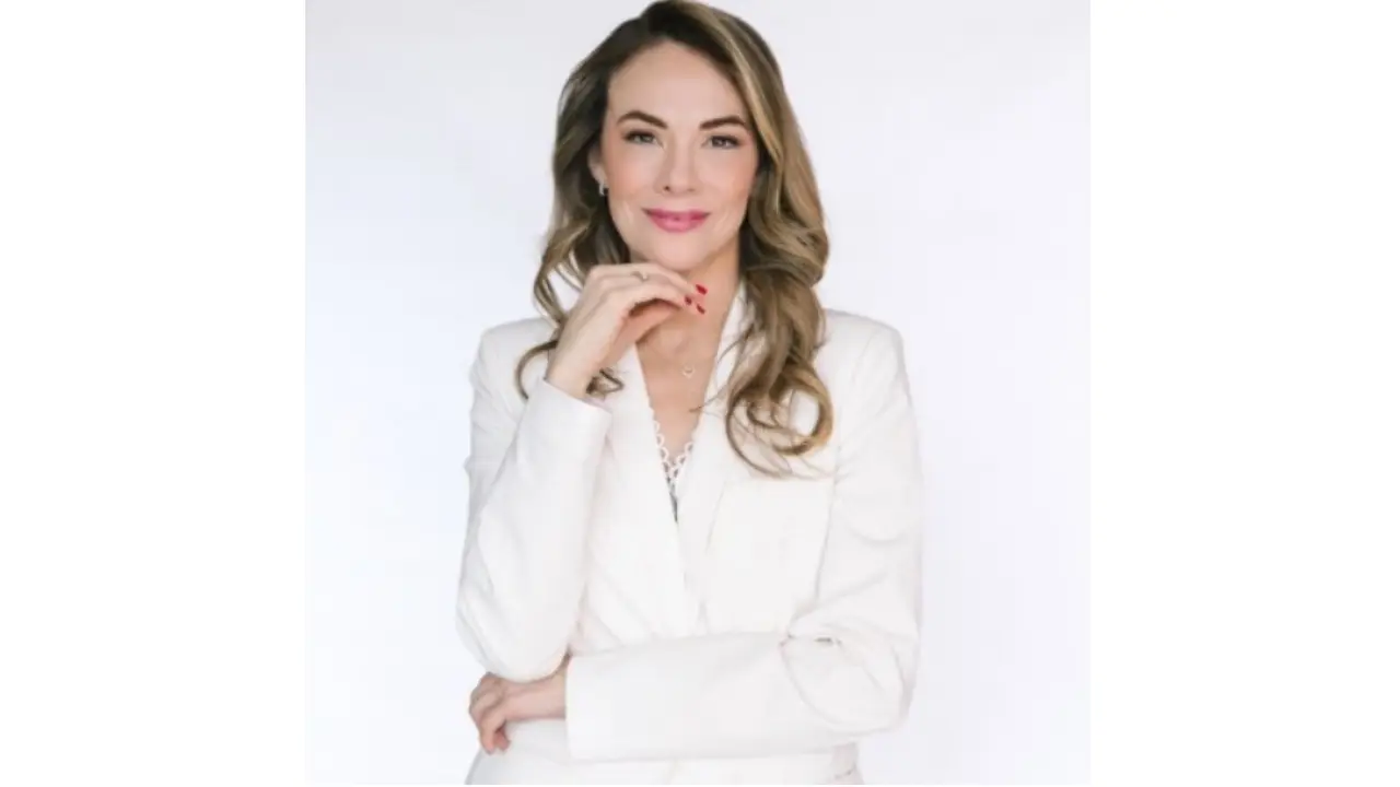 Ella es Teresa Gutiérrez, la nueva líder de Tesla en México