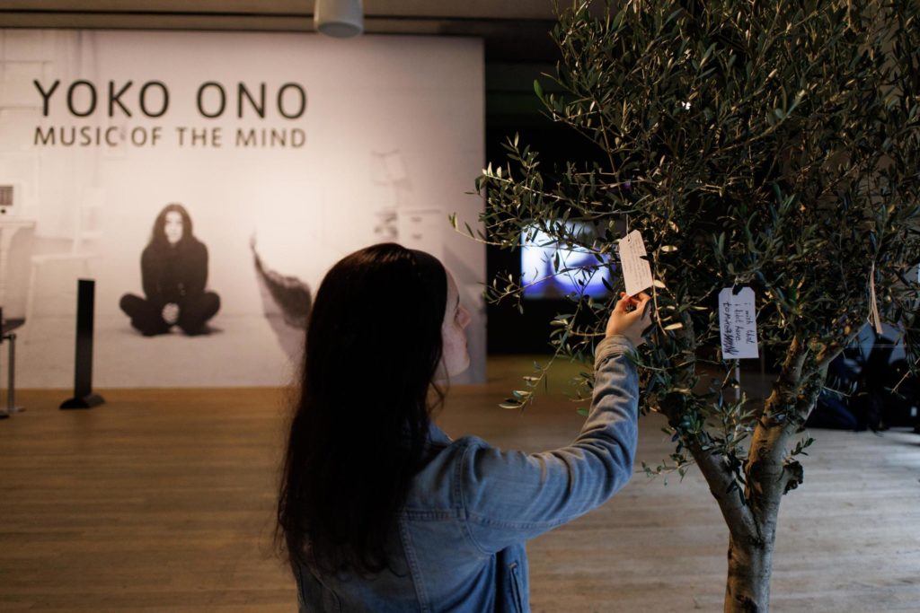 Yoko Ono exposición
