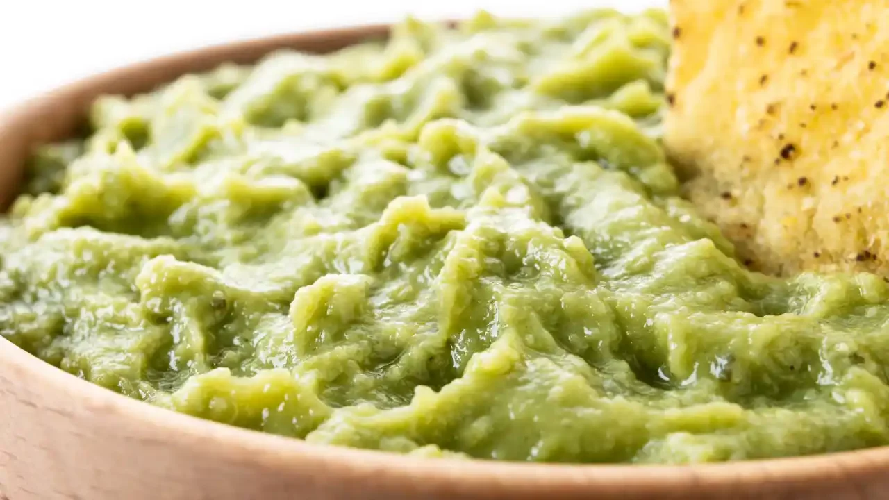 EU pide a México que revise violación de derechos en productora de guacamole