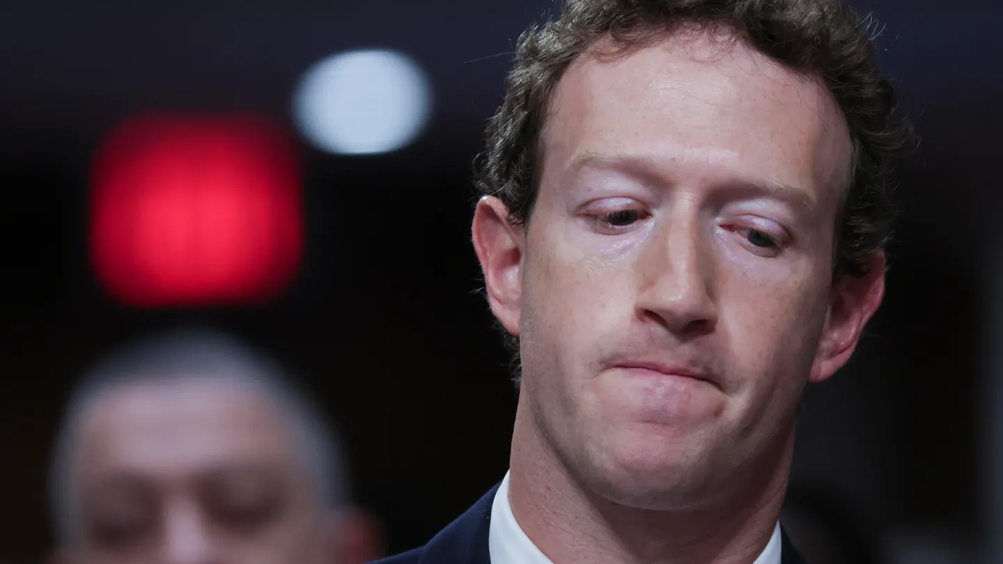 El expresidente Donald Trump argumentó que el Facebook de Mark Zuckerberg es el "enemigo del pueblo". GETTY.