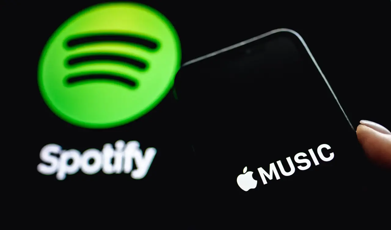 Apple dice que la multa de la CE no se sostiene en evidencias y busca favorecer a Spotify