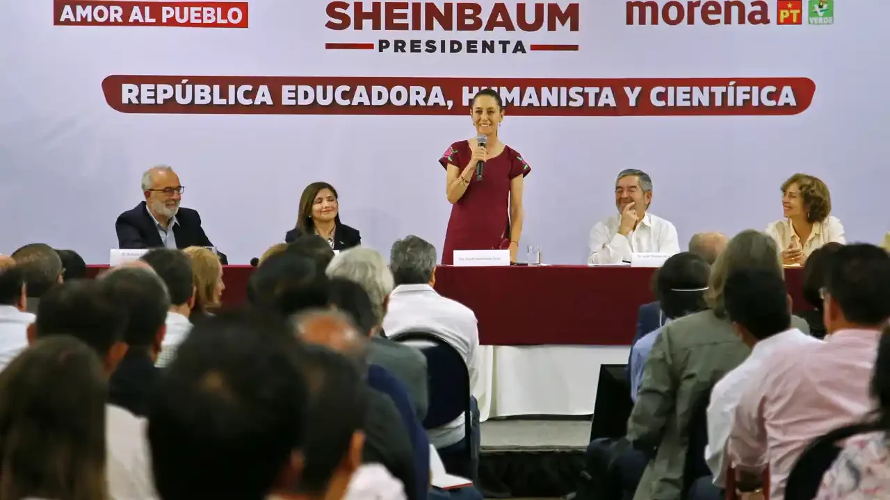 Claudia Sheinbaum promete crear 300,000 lugares universitarios