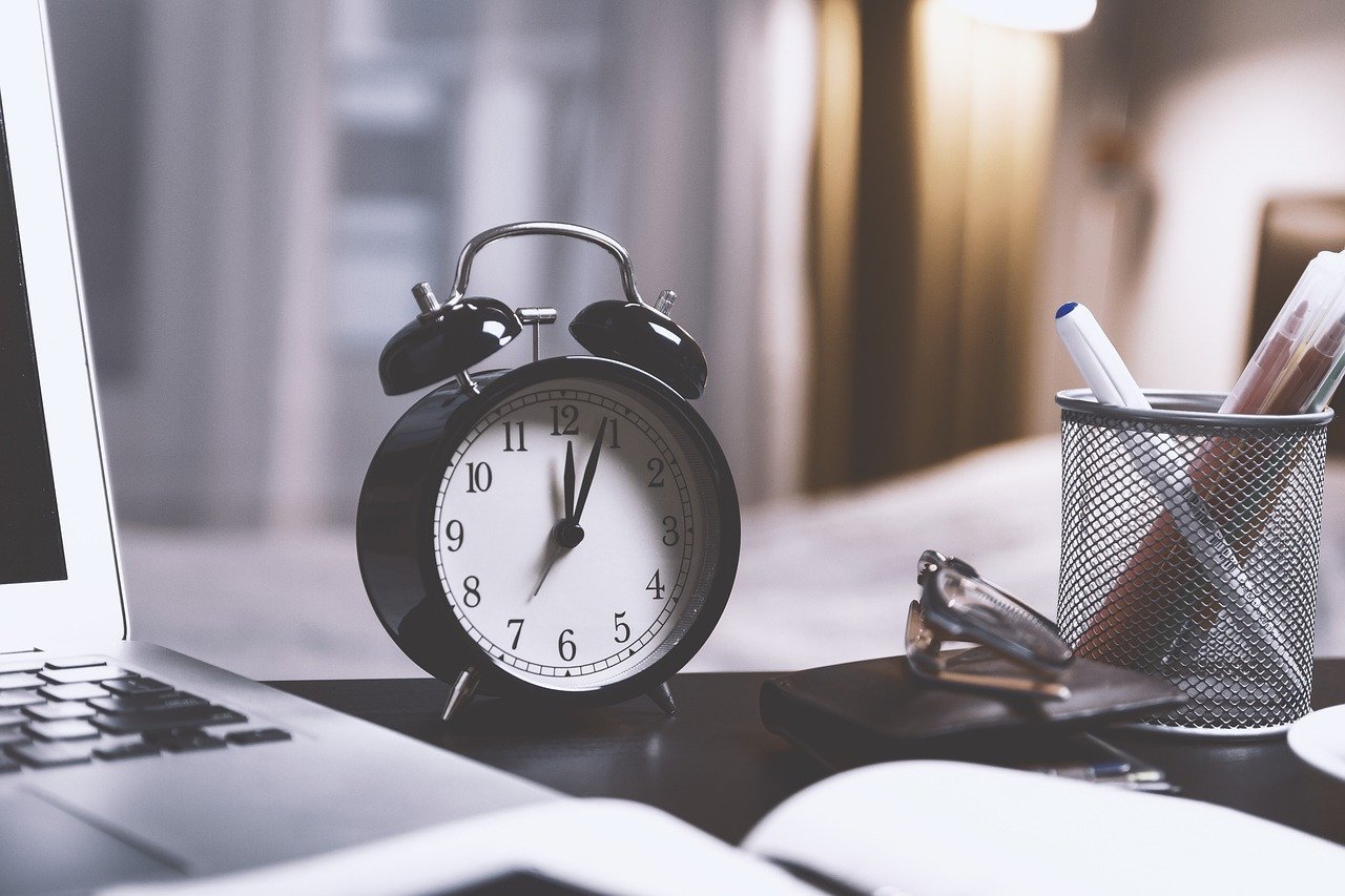 Las 10 claves esenciales para organizar tu tiempo: modelos, tutoriales y atajos para elevar la productividad