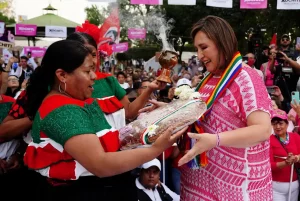 xóchitl-gálvez-migrantes