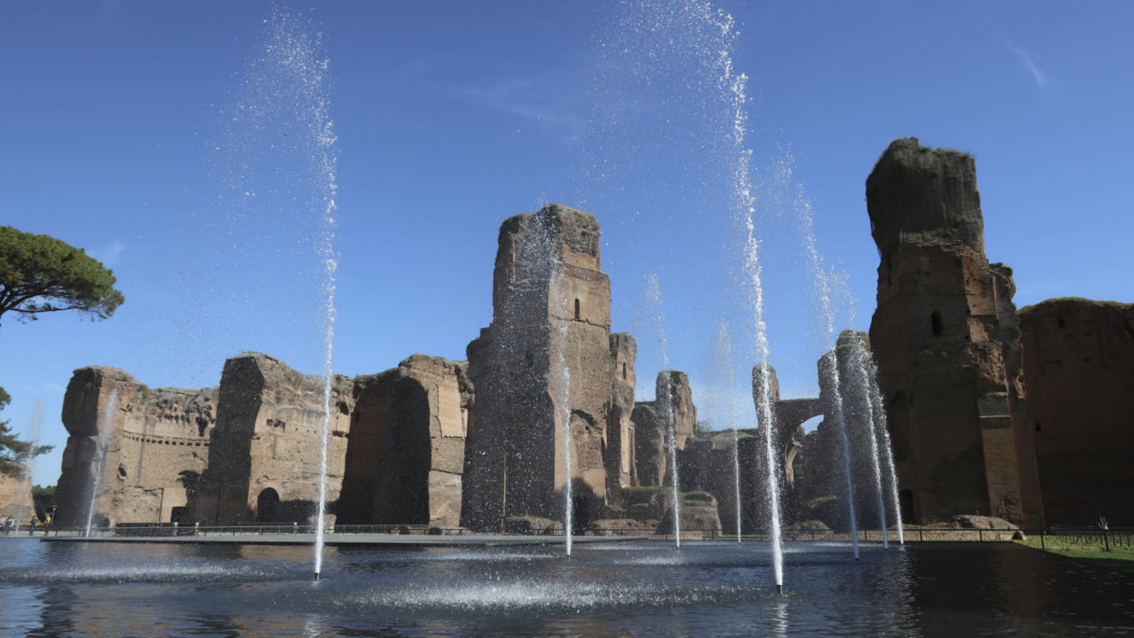 Tras 1,500 años, el agua vuelve a brotar en las históricas termas de Caracalla en Roma