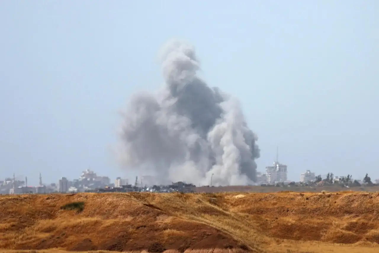 Israel refuerza su posición contra Hizbulá en Líbano mientras sigue atacando Rafah